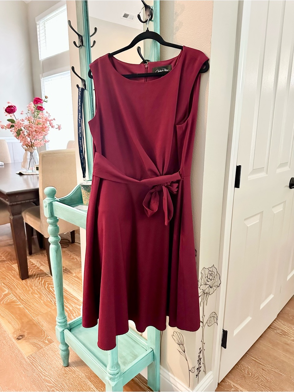 Sleeveless Tie-Waist Midi Dress in Burgundy